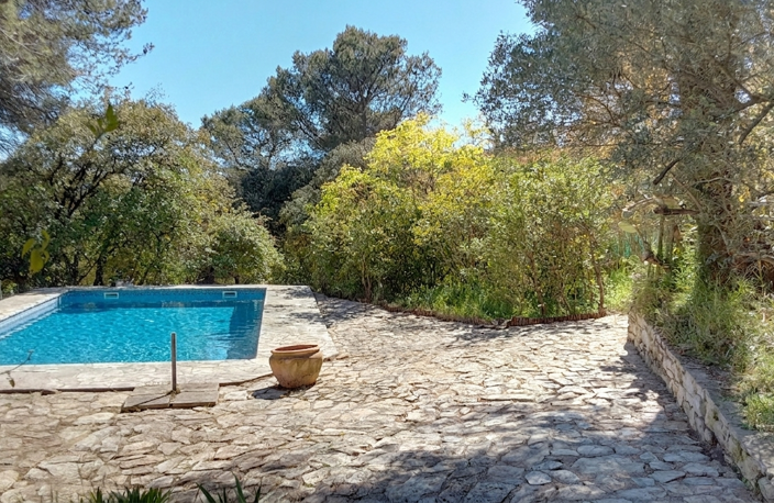 VILLA CONTEMPORAINE 6 PIECES AVEC PISCINE ET GARAGE — photo 3