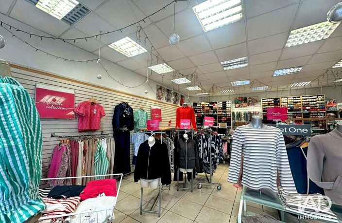 Vente Boutique/Local commercial 58 m&sup2; — photo 2