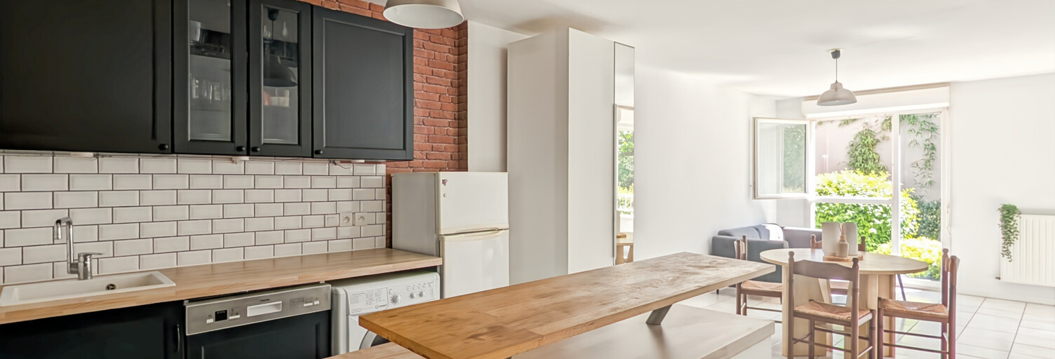 Appartement 2 Pièces 46 m² à vendre à Bordeaux (33300)