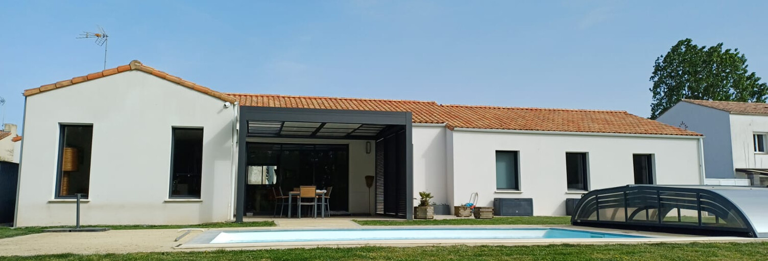 Maison 10 Pièces 166 m² à vendre à Coëx (85220)