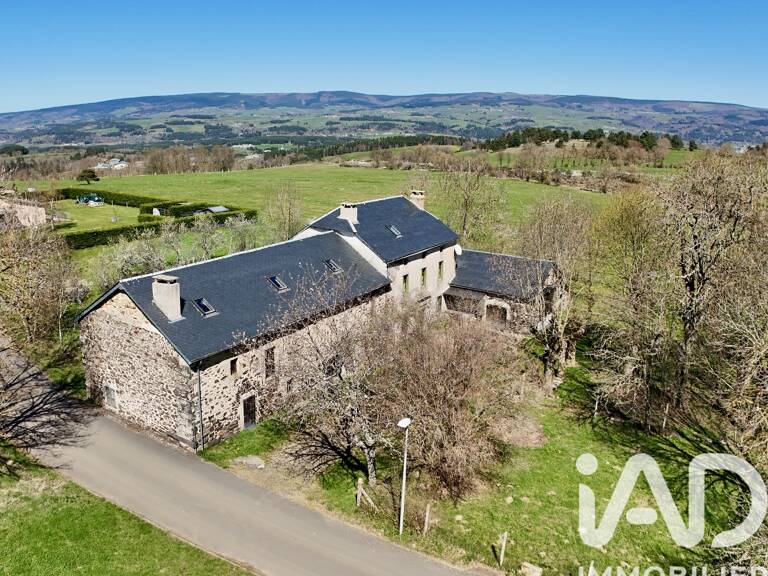 Vente Maison/villa 8 pièces — photo 1