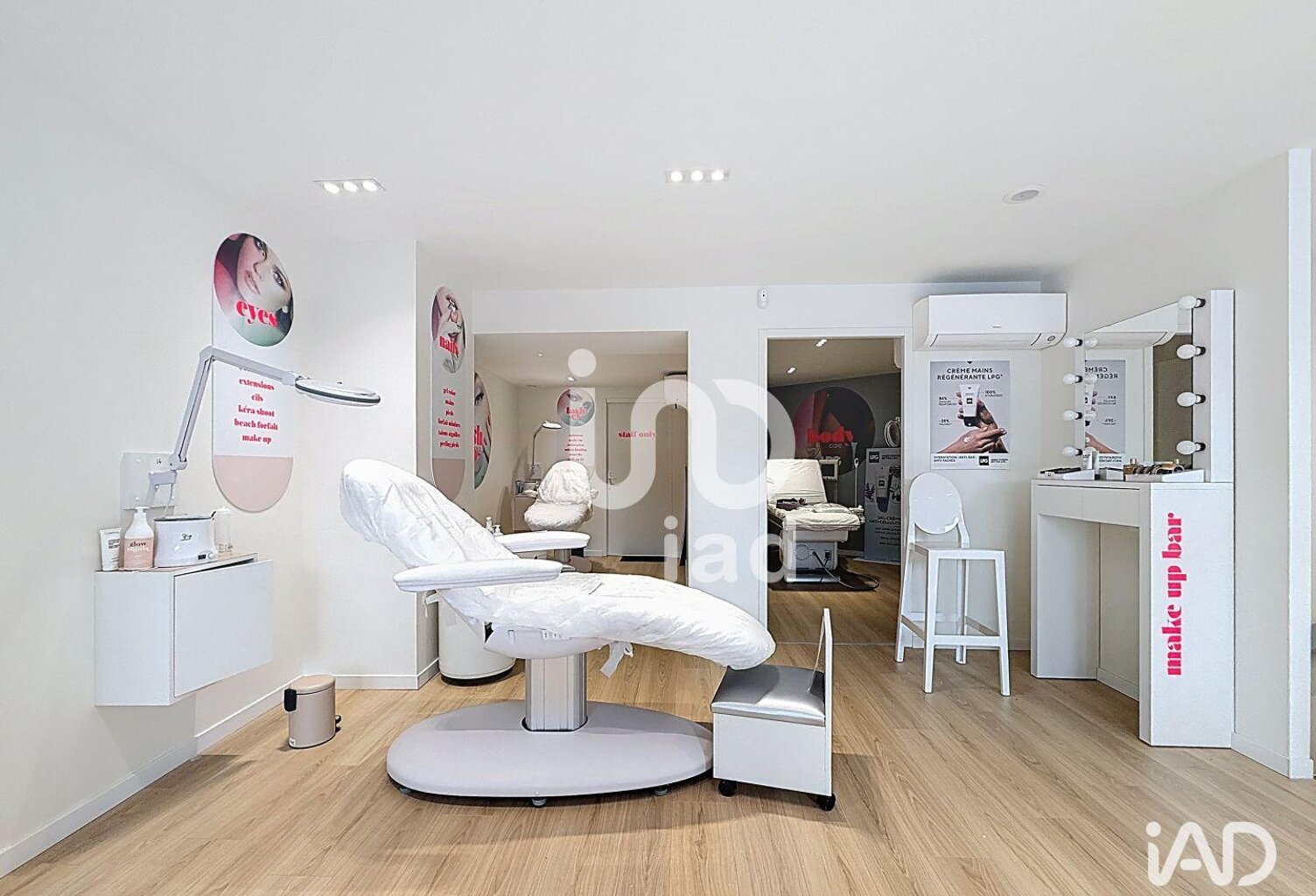 Location Boutique/Local commercial 145 m&sup2; — photo 1