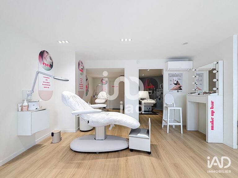Location Boutique/Local commercial 145 m&sup2; — photo 1