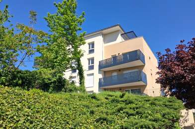 Appartement 3 pièces 760 €