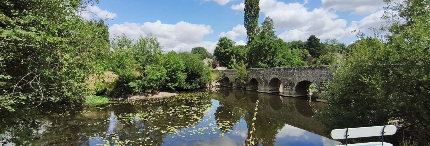 Maison 7 Pièces 235 m² à vendre à Gourgé (79200)