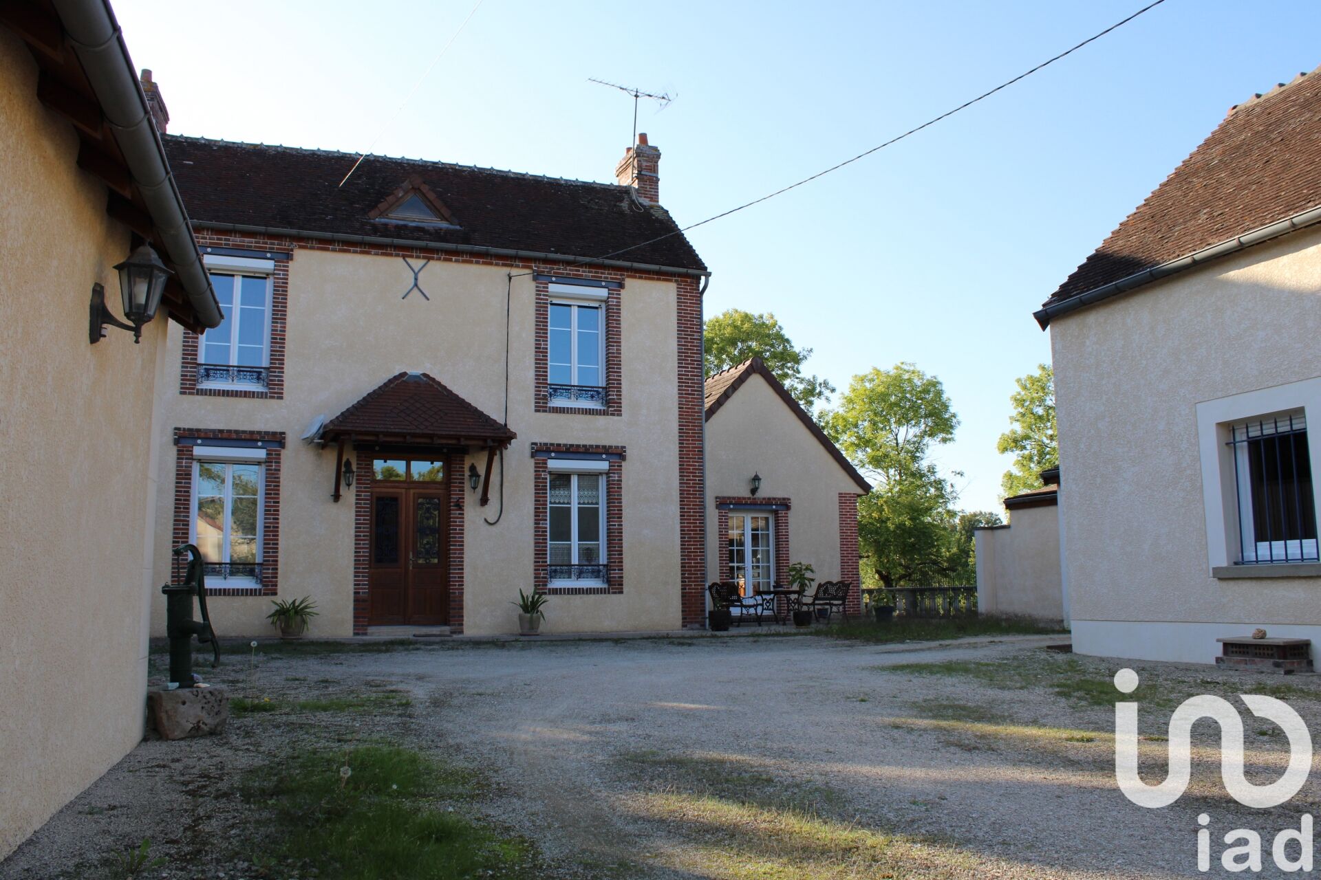 Vente Maison/villa 7 pièces - Photo 2