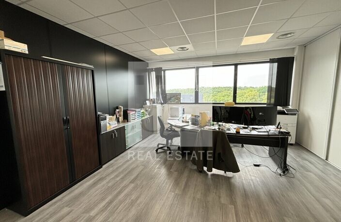 BUREAUX à LOUER — photo 5