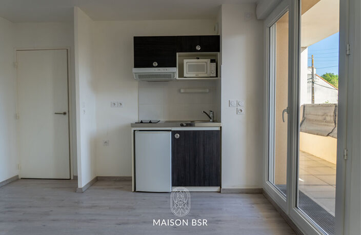 T2 lumineux avec balcon et garage - Résidence récente 2016 — photo 3