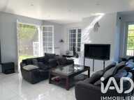 Vente Maison/villa 8 pièces — photo 2