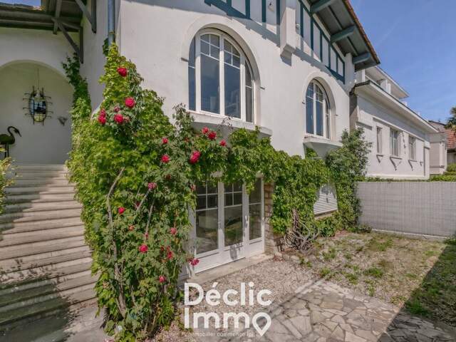 À vendre authentique maison de caractère 5 chambres Parc Bordelais — photo du bien