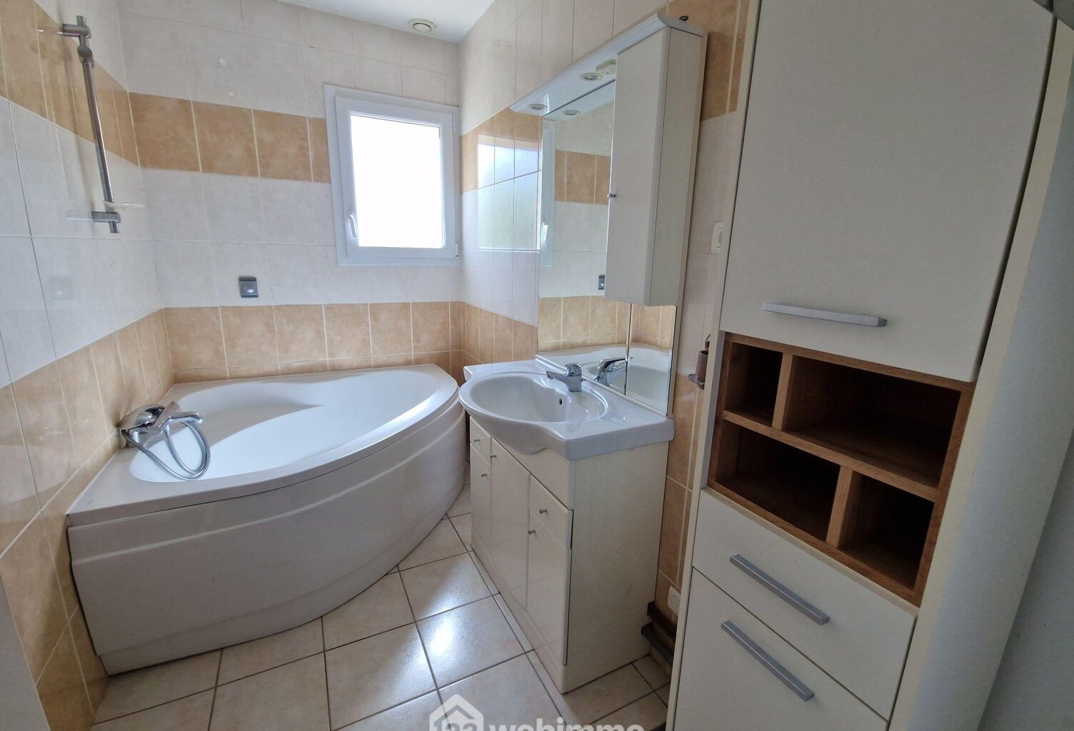 Maison - 112m² - La Roche-sur-Yon — photo 1