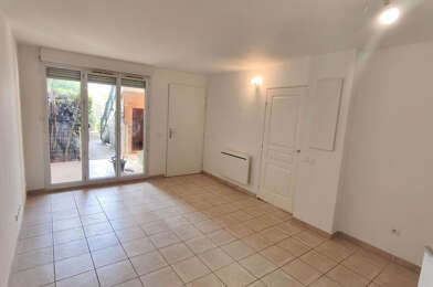 Appartement 2 pièces 957 €