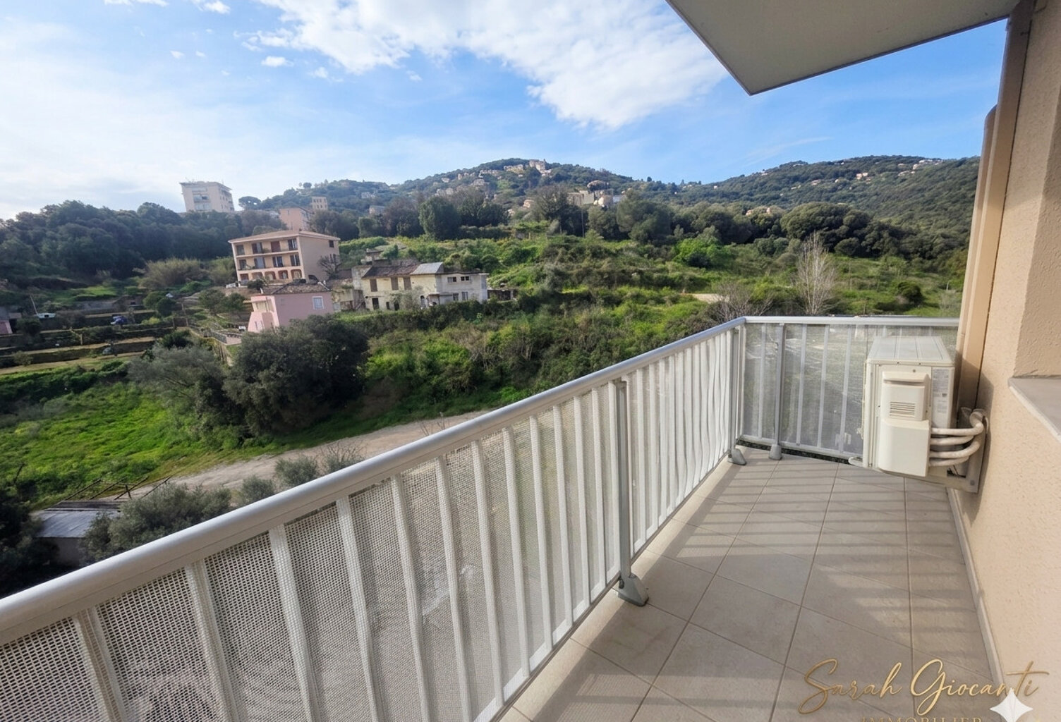 Appartement — photo 1