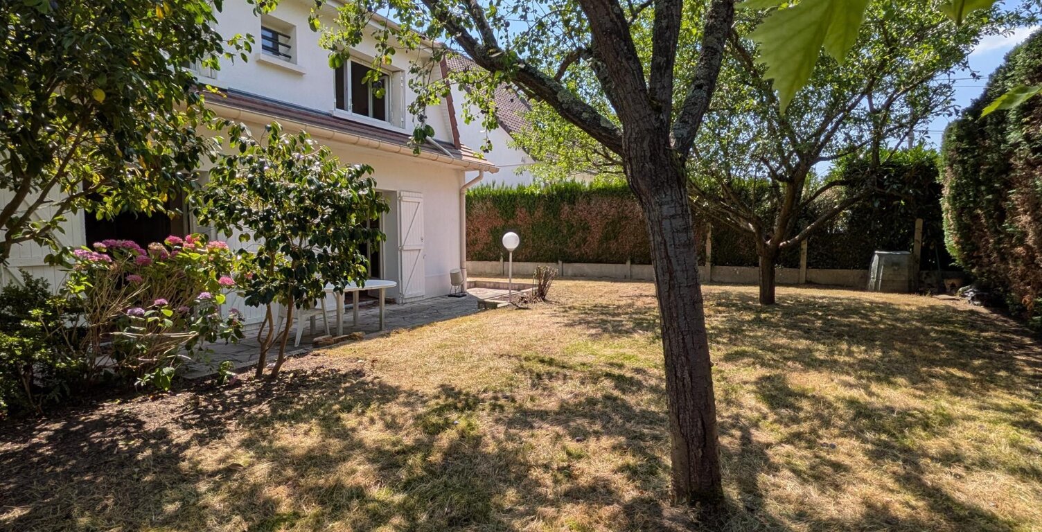 Centre-ville, maison 4/5 chambres avec jardin et garage — photo 1