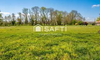 Terrain  901 m² à vendre à Sainte-Lheurine (17520)