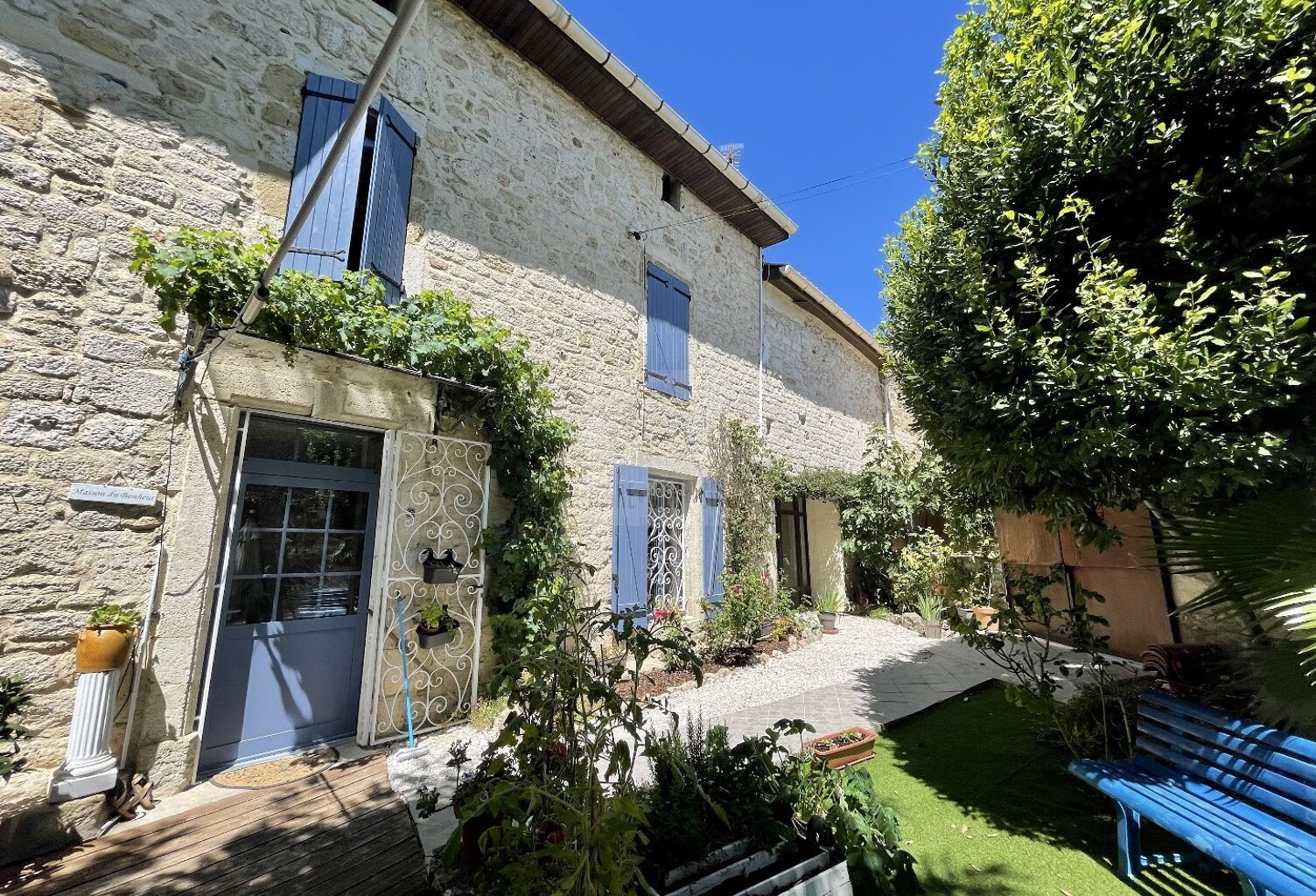 Maison — photo 1
