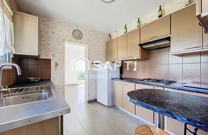 Carbon Blanc : Belle propriété familiale - 5 chambres - avec sous-sol — photo 3