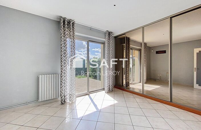 Carbon Blanc : Belle propriété familiale - 5 chambres - avec sous-sol — photo 5