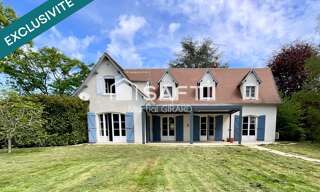 Maison 8 Pièces 211 m² à vendre à Vierzon (18100)