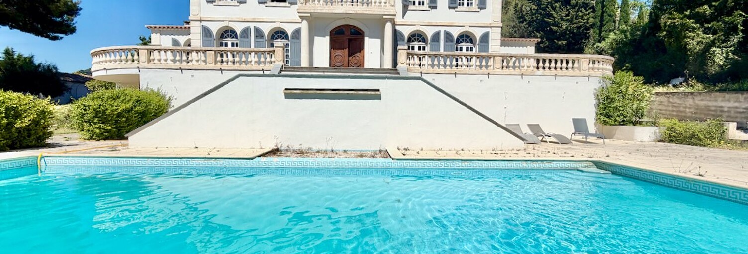 Maison 10 Pièces 340 m² à vendre à Ollioules (83190)