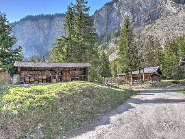 Terrain 450 m² à Morzine — photo du bien