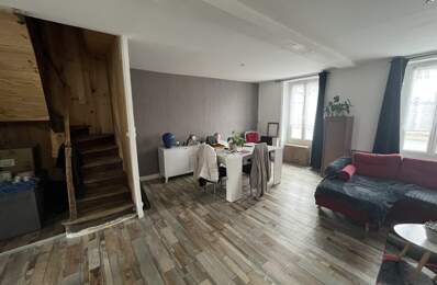 Maison de bourg de 5 pièces principales — photo du bien