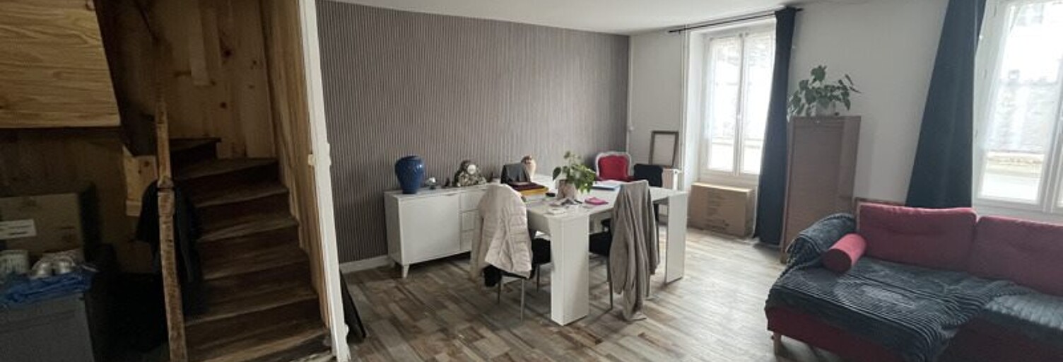 Maison 5 Pièces 93 m² à vendre à Loulay (17330)