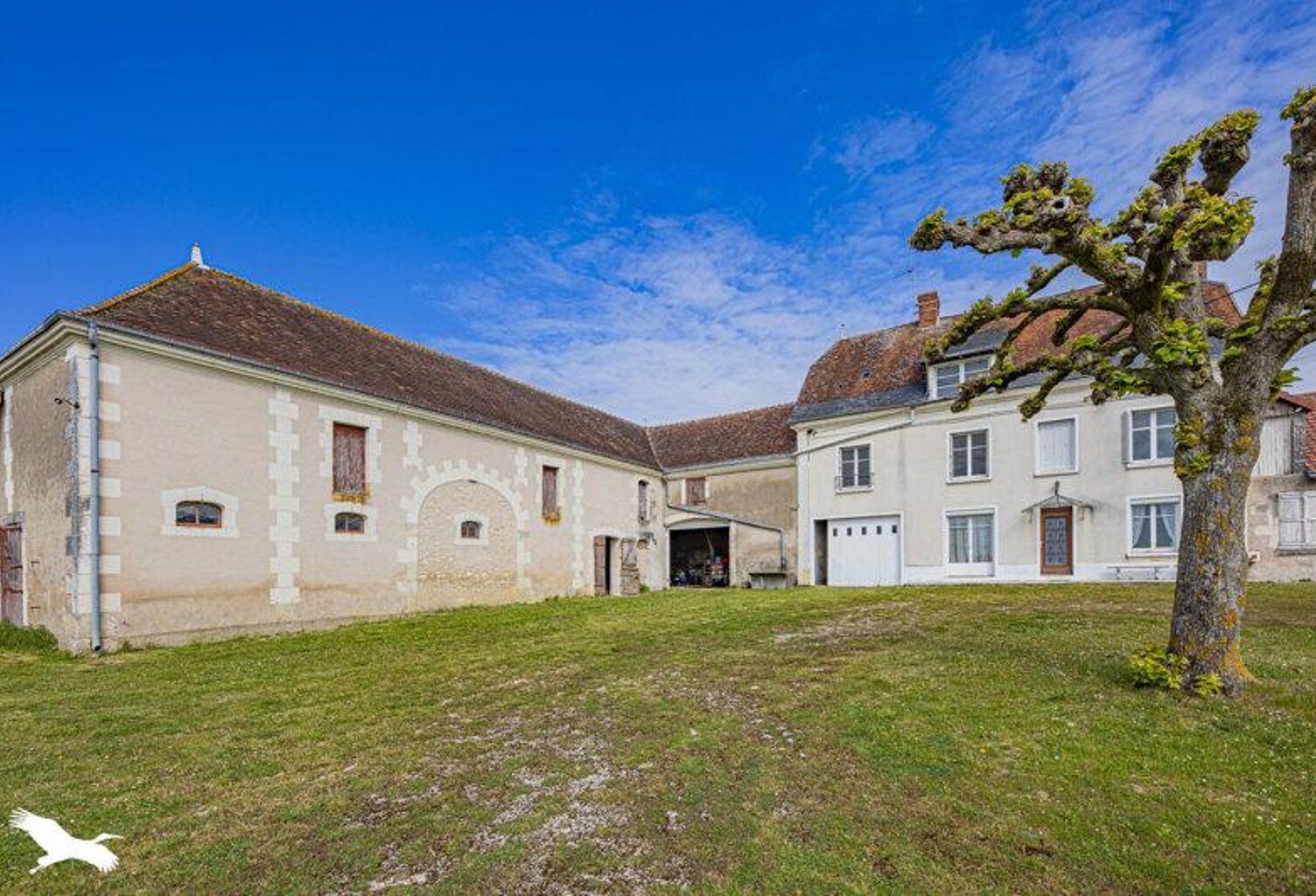 Ferme (tte) de 7 pièces principales — photo 1