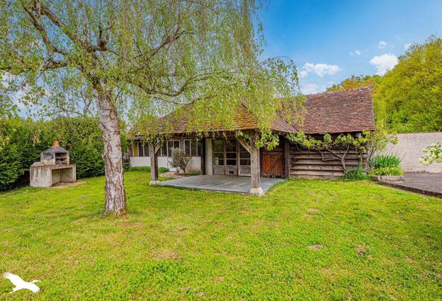 Maison en pierre de 4 pièces principales — photo 1
