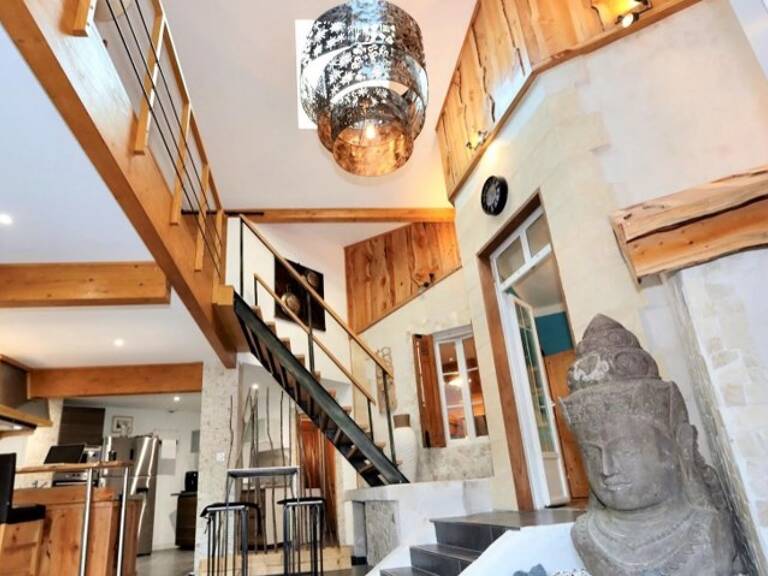 Villa de 6 pièces principales — photo 1
