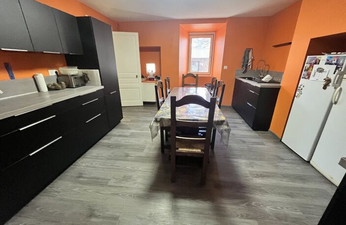 Maison de bourg de 7 pièces principales — photo 4