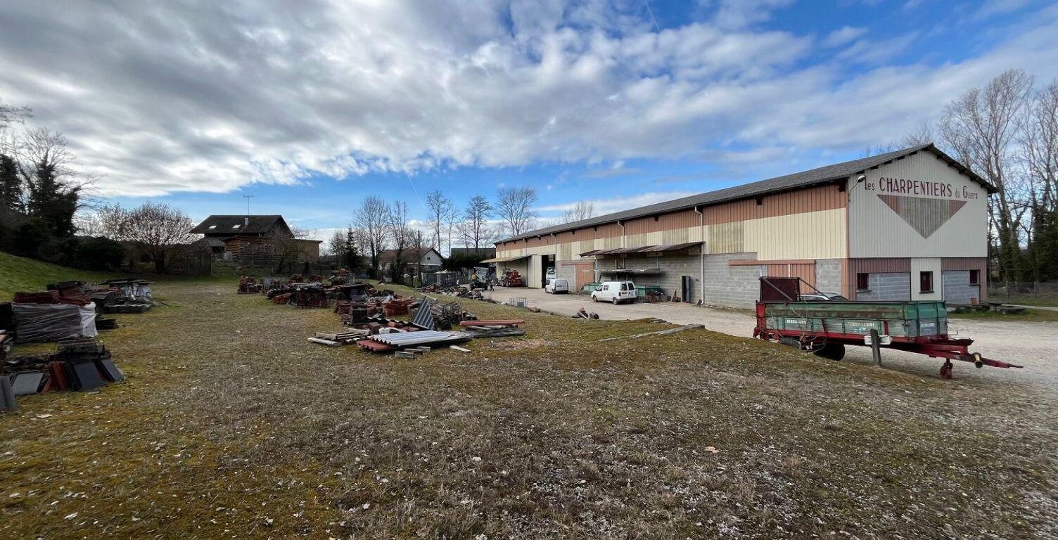 Vente Local d'activités 960 m&sup2; — photo 1
