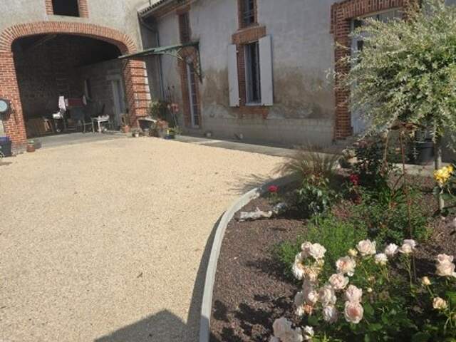 Maison de bourg de 3 pièces principales — photo du bien