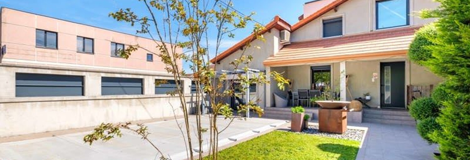 Maison 4 Pièces 115 m² à vendre à Bron (69500)