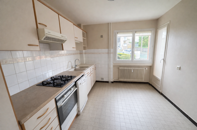 Appartement 3 pièces 740 €