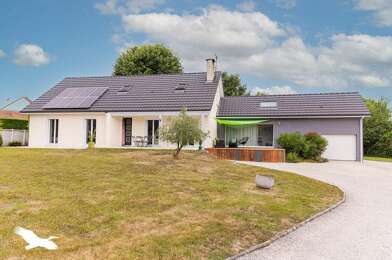 Maison 7 pièces 337920 €