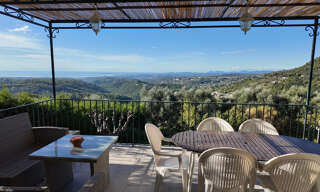 Maison 5 Pièces 175 m² à vendre à Saint-Jeannet (06640)