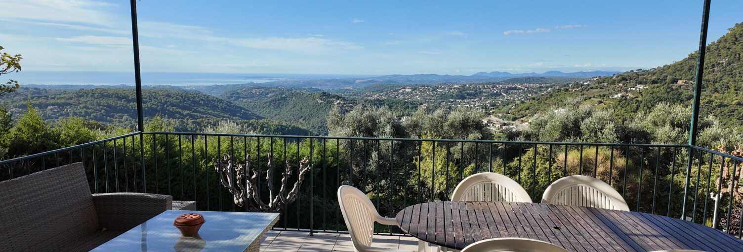 Maison 5 Pièces 175 m² à vendre à Saint-Jeannet (06640)