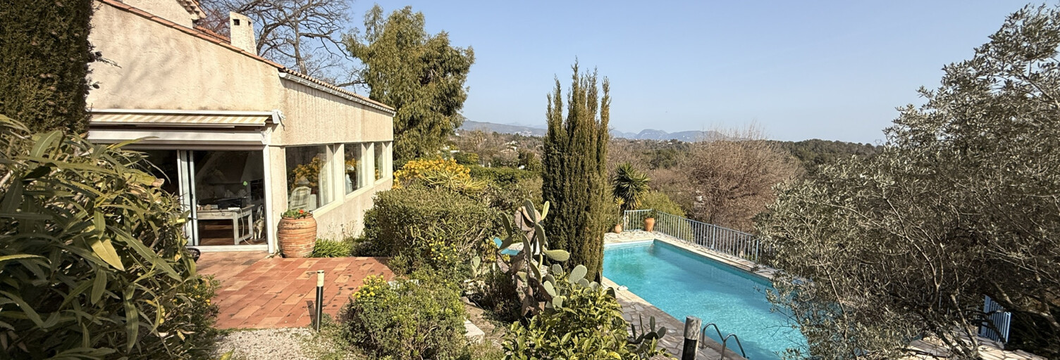 Maison 9 Pièces 200 m² à vendre à La Gaude (06610)