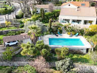 La Gaude village superbe Villa à vendre 3 appartements vue mer — photo 4