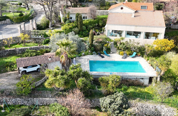 La Gaude village superbe Villa à vendre 3 appartements vue mer — photo 4