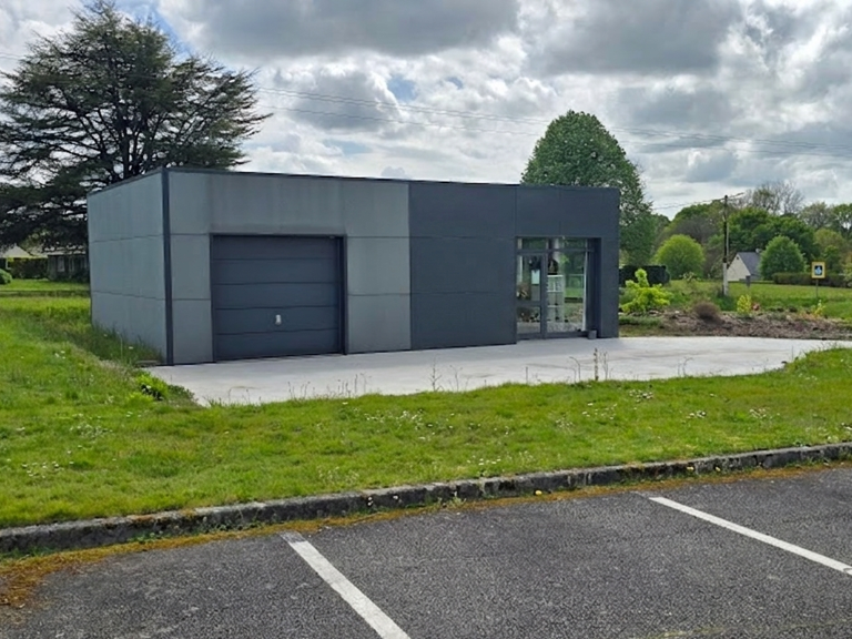 Vente Boutique/Local commercial 61 m&sup2; — photo 1