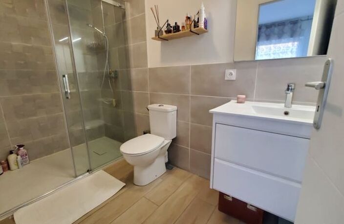 Contemporaine de 5 pièces principales — photo 3