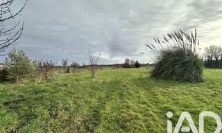 Terrain  2459 m² à vendre à Saint-Martin-de-Sanzay (79290)