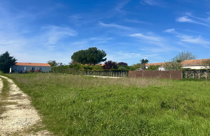 TERRAIN VIABILISÉ IDÉALEMENT SITUÉ A ROYAN AU PRIX DE 178 20 — photo 3
