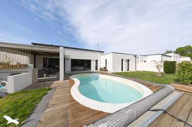 Maison 6 pièces 439892 €