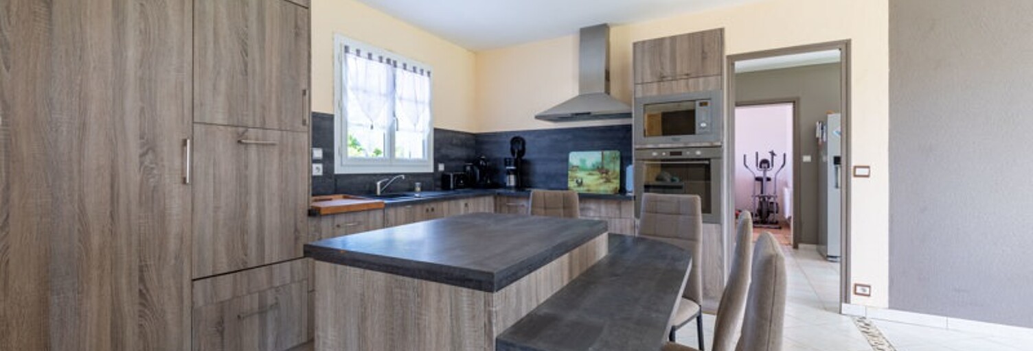 Maison 5 Pièces 134 m² à vendre à Rives-de-l'Yon (85310)