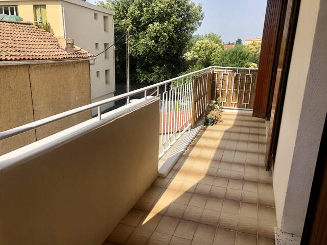 AVIGNON : Beau T3 — photo du bien