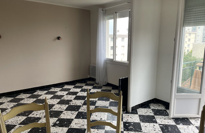 AVIGNON : — photo 4