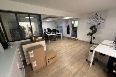 Bureau  330000 €